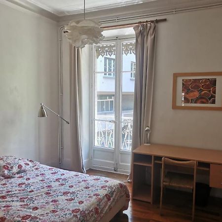 Bel Appartement Charme Ancien Dans Quartier Anime Grenoble Luaran gambar