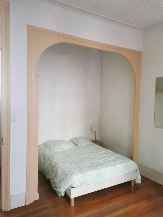 Bel Appartement Charme Ancien Dans Quartier Anime Grenoble Luaran gambar